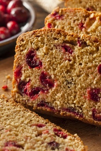 Homemade Delicious Cranberry Bread