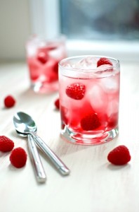 Cran-Raspberry Spritzer Recipe: Valentines Day Drink!