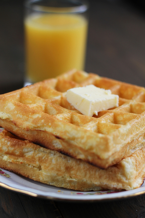 Homemade Buttermilk Waffle Recipe - Hillbilly Housewife