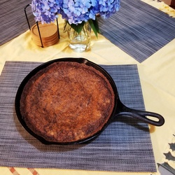 Pear cake in a cast iron skillet